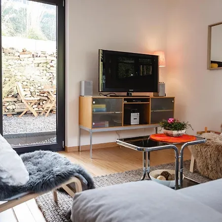 Open-Homes Apartment Retreat *
